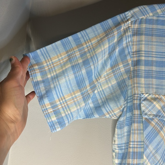 Vintage blue and tan button down - Picture 7 of 11